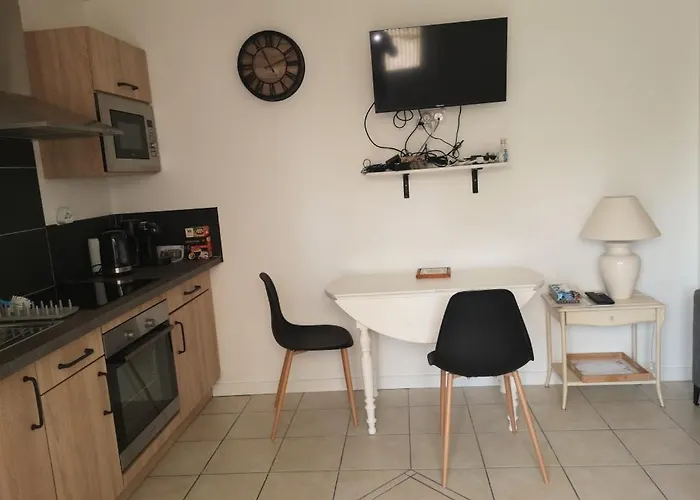 Appartement 2 pièces avec terrasse proche mer et commerces