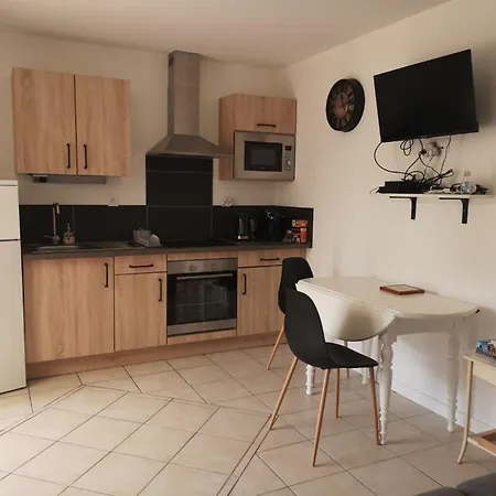 Appartement 2 Pieces Avec Terrasse Proche Mer Et Commerces Ouistreham Buitenkant foto